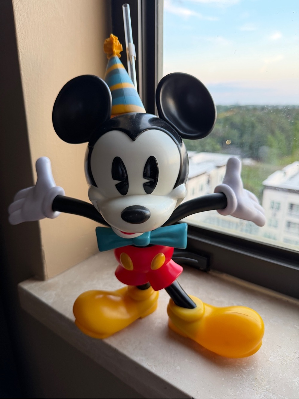 Disney Parks Mickey Mouse 90th Birthday Celebration Sipper Cup